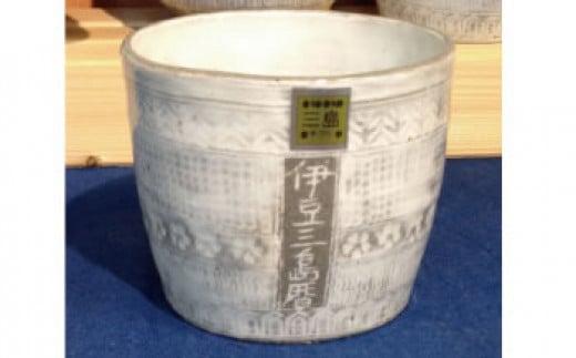 三島産大房氏暦手蕎麦猪口 陶器 手作り の 逸品 コップ 湯呑 おしゃれ 和風 工芸美 贈答用 プレゼント 733627 - 静岡県三島市