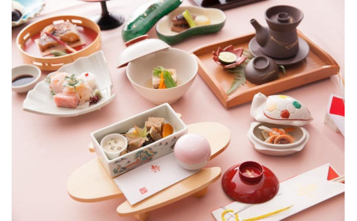【料亭 左阿彌】京懐石ペアお食事券［ 京都 料亭 京料理 食事 ランチ ディナー 人気 おすすめ 老舗 グルメ チケット 割引 ］ 748978 - 京都府京都市