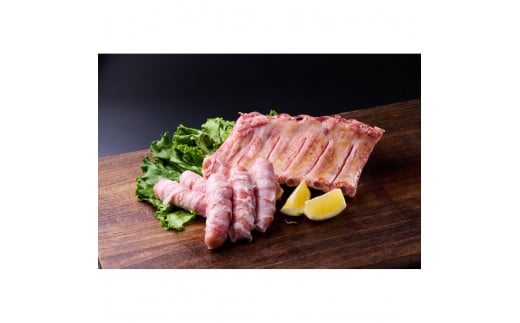アウトドアスモークセット1(バックリブ(ハーフ)約400g&生ベーコン巻きウインナー約60g×6本) 2049500 - 三重県鈴鹿市