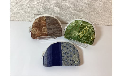 畳の縁（へり）で作った小銭入れ 赤