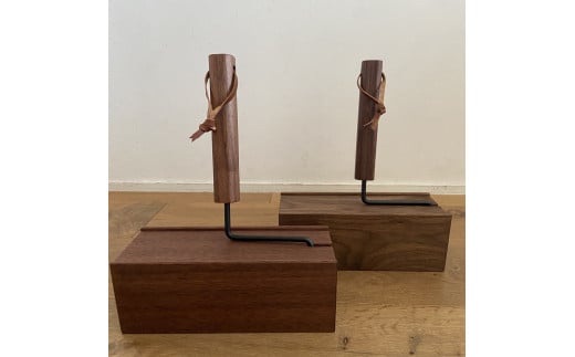 ウォルナット材とアイアンを使ったオリジナル粘着ローラー 2145644 - 大阪府大東市