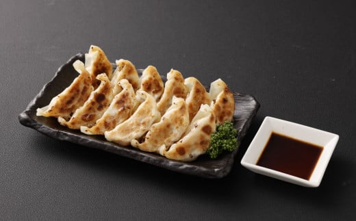 ばってん餃子 4袋セット 計72個 17g×18個×4袋 餃子 ぎょうざ ギョーザ おかず 惣菜 冷凍 保存料・増量剤不使用