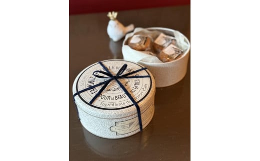 自家製チョコレートチャンク＆ホワイトチョコレートとクラベリーのオートミール クッキー詰合せ