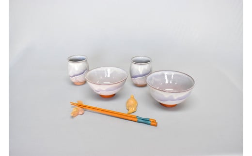 萩焼　萩むらさき福の器揃い(ご飯茶碗・湯呑・鶴亀箸置きセット)　　｜HGH00023