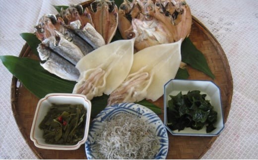 萩のおいしいお魚セット 6種 あじ のどぐろ イカ 一夜干し わかめ ちりめん |HG001050 2057645 - 山口県萩市