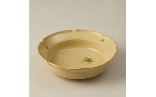 黄瀬戸 鉢 作者:加藤 裕子 / 美濃桃山陶 陶芸 陶器 伝統工芸 焼物 [岐阜県 可児市 陶芸品 1点 限定 チョイス限定 陶芸品 ギフト プレゼント 雑貨 食器]