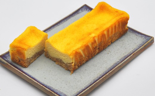 製餡所がつくるベイクドあんチーズケーキ 白2本セット [口溶け あんこ ケーキ スイーツ チーズケーキ クリームチーズ 生クリーム てんさい糖 お菓子 岡山県 倉敷市 人気 おすすめ]