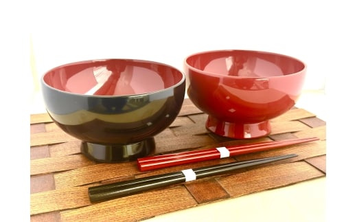 川連漆器 箸付夫婦そば椀（黒内朱・皆朱）紙箱入【(株)佐藤商事】[N4-5501]