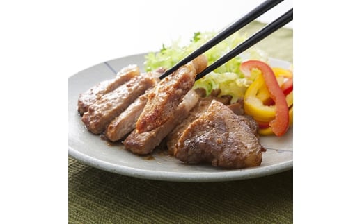 秩父名物 埼玉県産 香り豚ロース味噌漬け 300g×5パック<1.5kg>【1569358】 1989168 - 埼玉県長瀞町