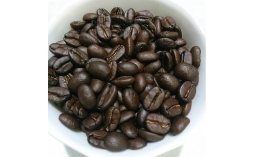 【フレンチロースト】コーヒー豆 ベトナムアラビカG1 ルビーマウンテン coffeebeans & sweets Antiqueによるこだわり焙煎豆 2168090 - 香川県善通寺市