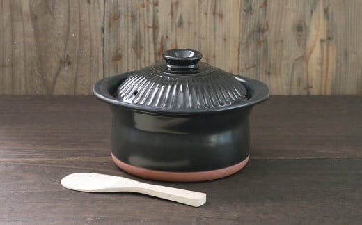 【萬古焼（ばんこやき）】セラミック加工IHごはん鍋２合炊（レシピ付き）黒　スズ木【IH 直火 ご飯 ごはん鍋２合 セラミック 目止め不要 レシピ ブラック キッチン雑貨  三重県 四日市市】 1991218 - 三重県四日市市