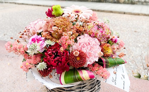 【全12回定期便】 おまかせフラワーアレンジメント 【M】 長崎県産 お花 花 ギフト