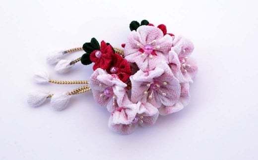 つまみ細工の髪飾り/コサージュ直径7×高さ3cm W-ww-089A 610261 - 岡山県西粟倉村