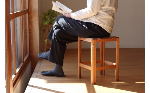木製 折り畳み 椅子 「patol stool」  籐張り   ( 京都 宇治 家具 インテリア スツール イス 木 折りたたみ 和風 おしゃれ 人気 伝統 技法 受賞 ) 2296204 - 京都府京都府庁