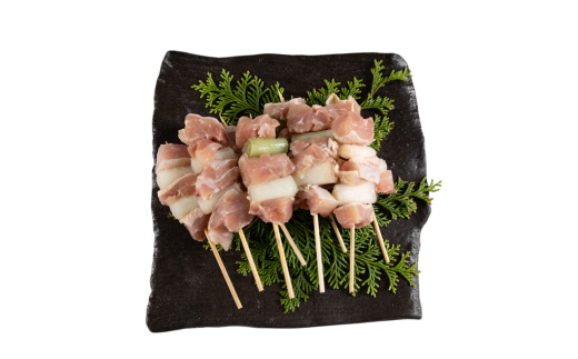 「岩手県産十文字鶏 焼き鳥【ももねぎ串】40g×30本」（冷凍 簡単 調理 国産 鶏肉 串 焼鳥 やきとり 若鶏 岩手 ももねぎ おかず おつまみ BBQ キャンプ 冷凍 たれ なし 人気 便利）