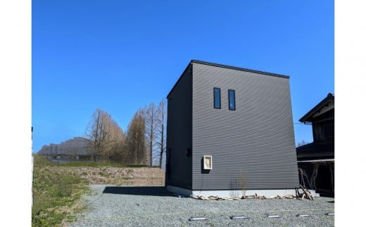 メタセコイア並木０分の絶景 一棟貸で味わう 石焼ハンバーグと自家製海老フライプラン 1泊2食 1名様分 2308391 - 滋賀県滋賀県庁