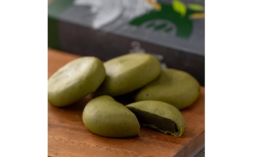 釜炒り因尾茶まんじゅう すきっ茶 (計8個) 饅頭 まんじゅう 茶 因尾茶 特産品 スイーツ 和菓子 お菓子 おやつ 個包装 土産 ギフト 常温【opbw003】【クアンカ・ドーネ】