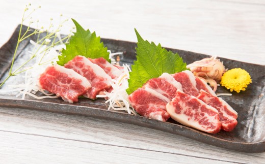 【桜屋】大トロ 中トロ 馬刺し 2種 食べ比べ セット
