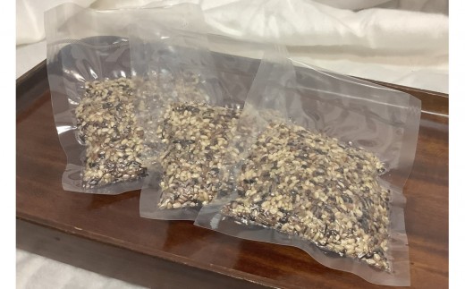 雑穀　愛知県稲沢市産自家製ブレンド古代米　75g×20セット