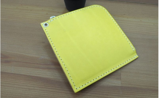 財布 プチウォレット 【イエロー】 革 ( 縦約11cm × 横約11cm × 厚さ約1.0cm )