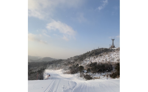 《峰山高原リゾートホワイトピーク》＜土日祝限定＞1日レンタルパック【1659766】