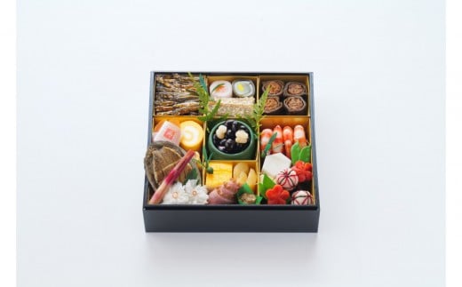 「料亭　八勝館」おせち料理　一重詰