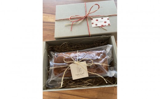 「大人だけのご褒美時間」洋酒香る贅沢パウンドケーキ【Cafe fuku＋】（着日指定必須）菓子 焼菓子 パウンドケーキ スイーツ デザート 食品 人気 大人 洋酒 贅沢 ご褒美時間 食べ物 スイーツタイム プレミアム ケーキ 高級菓子 特別な日 石川 金沢 北陸 復興支援 復興応援 2348782 - 石川県金沢市