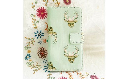 スマホ手帳型ケース 鹿柄オリジナル 「神鹿 shinroku」手芸雑貨 ソーイング  裁縫 洋裁 手芸 オリジナル foo stitch フーステッチ 雑貨 スマホケース 手帳型 ハンドメイド バッグ ポーチ 国産 奈良県 奈良市 なら 15-067 2358255 - 奈良県奈良市