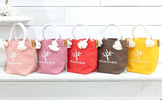 当返礼品は【カラー:シアンブルー】となります。ご注意ください。