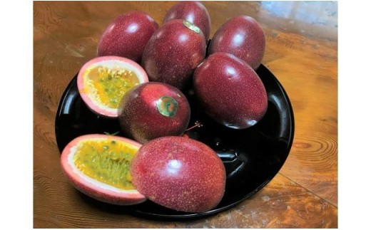 鹿児島県屋久島町のふるさと納税 【2026年発送先行受付】絶品パッションフルーツM玉(20玉)“屋久島の恵み”と“愛情”込めて！【パッションフルーツ パッション フルーツ 果物 くだもの お取り寄せ 期間限定 数量限定 人気 おすすめ 鹿児島県 屋久島町 NP19】