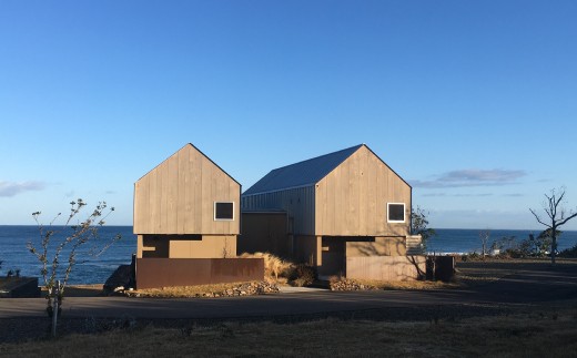 三角屋根が２棟並ぶ海辺の小屋「noi」宿泊プラン【 宿泊 宿泊プラン 海辺 コテージ 絶景 島根県 益田市】 2330802 - 島根県益田市