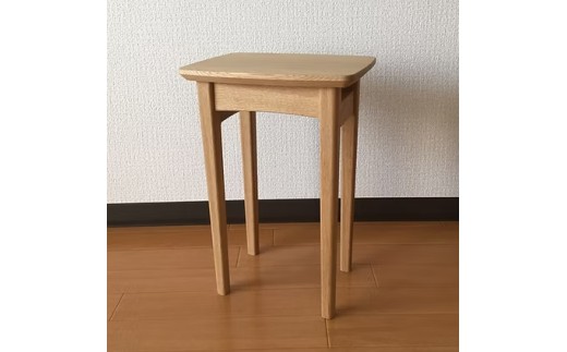 ナイトテーブル (オーク材) コンパクトなサイズが嬉しい｜インテリア 日用品 雑貨 天然木 ナイトテーブル サイドテーブル [0260] 2371586 - 大阪府交野市