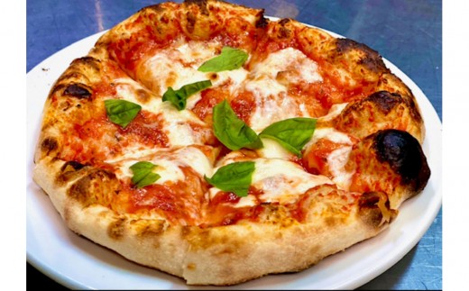 福岡イルコルティーレの自家製ピッツァ・マルゲリータ
