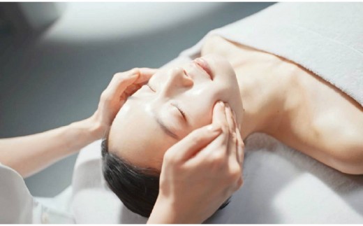 【深層筋肉に働きかける】極上フェイシャルエステ　選べるパック付（ハリor美白）（７０分）スキンケア フェイシャルエステ フェイスパック 化粧品 コスメ 深層筋肉 アイクリーム アイジェル 美容液 クリーム 70分 エステ 極上 パック 石川 金沢 北陸 復興支援 復興応援 2404137 - 石川県金沢市