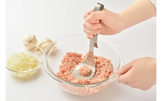 ミートこねらー FC006069 2423555 - 新潟県燕市