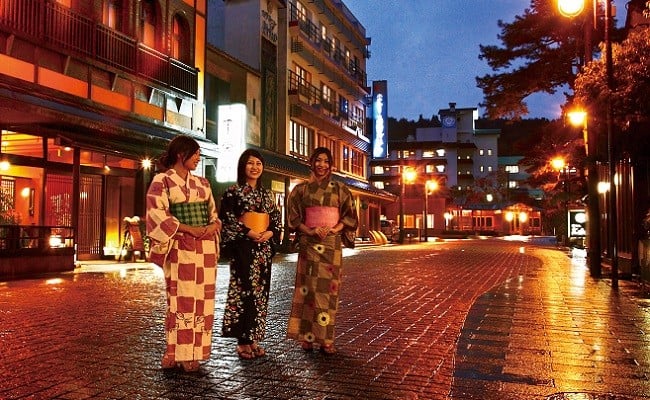 月岡温泉旅館感謝券 【 新潟 温泉 旅行 感謝券 旅行券 宿泊券 利用券 宿泊 ゴルフ A01 】 - 新潟県新発田市｜ふるさとチョイス -  ふるさと納税サイト