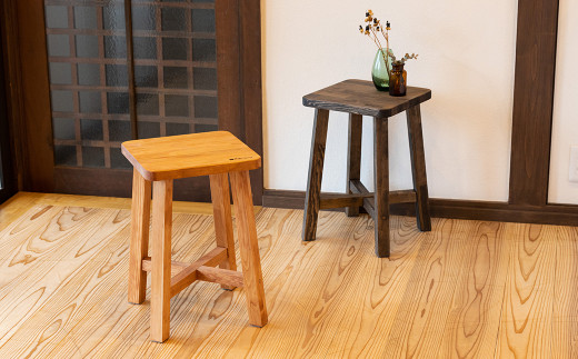 スツール（角型　高さ45㎝　幅30㎝　奥行30㎝）下呂市 木製 1点もの ナチュラル 椅子 イス オリジナル チェア シンプル
