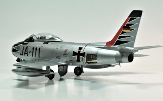 No.382 F-86F西ドイツ空軍機　1/48 ／ 模型 完成品 柏木崇男 茨城県