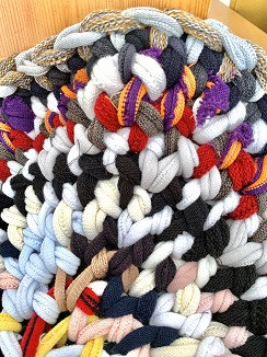 片手で編んだとは思えないクオリティ！！