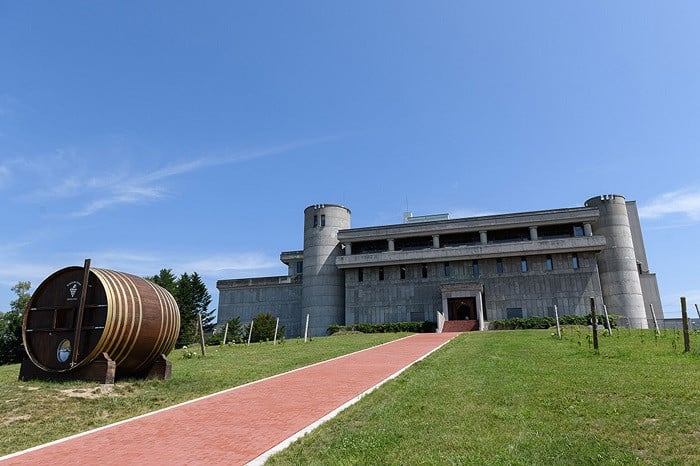 赤ワイン好きにはたまらない十勝ワイン6本の大人気セット!