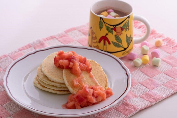 Eeemoレシピ例★「パンケーキ」のアップルソースがけ