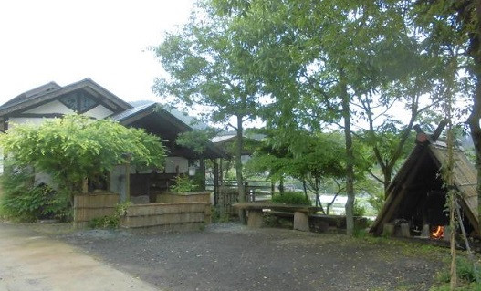 大分県さかもと村（新緑の時期に撮影）