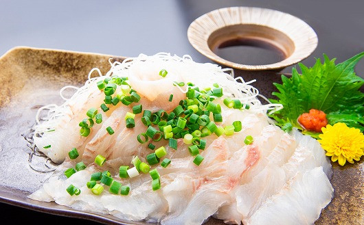 【慶野松原水産】〈あんしん・あんぜん〉養殖ヒラメ刺身