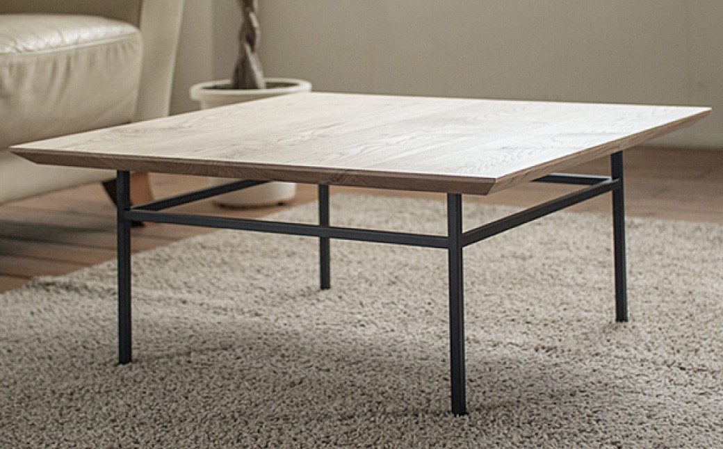 天然オイル仕上げ 栗の木 コーヒーテーブル 幅70cm 奥行70cm 高さ32cm