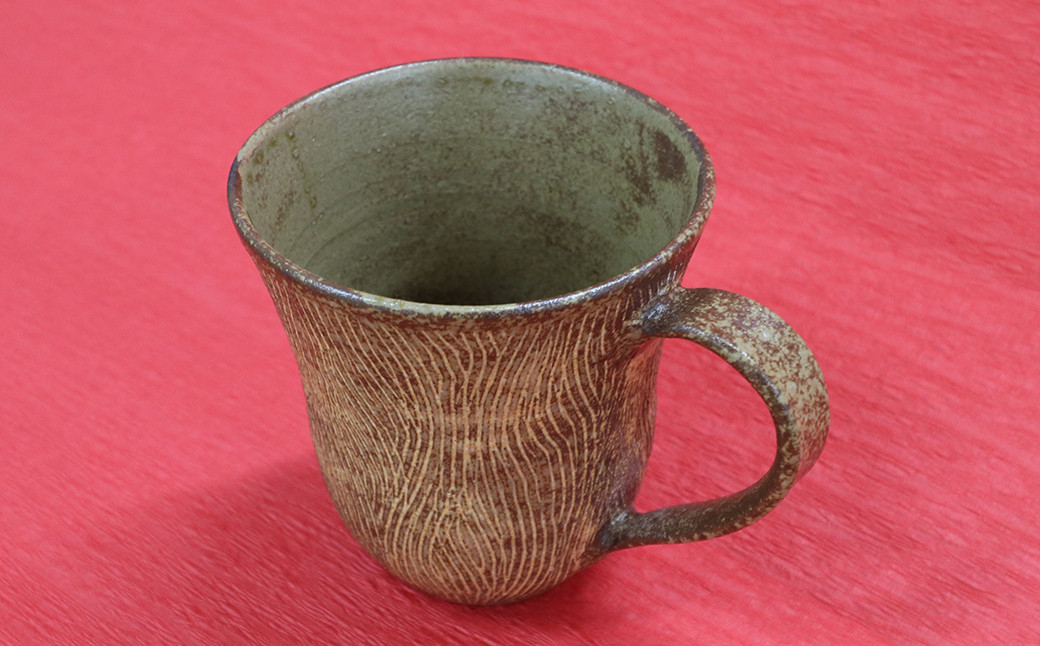 小滝正治氏作成の波紋マグカップ。
