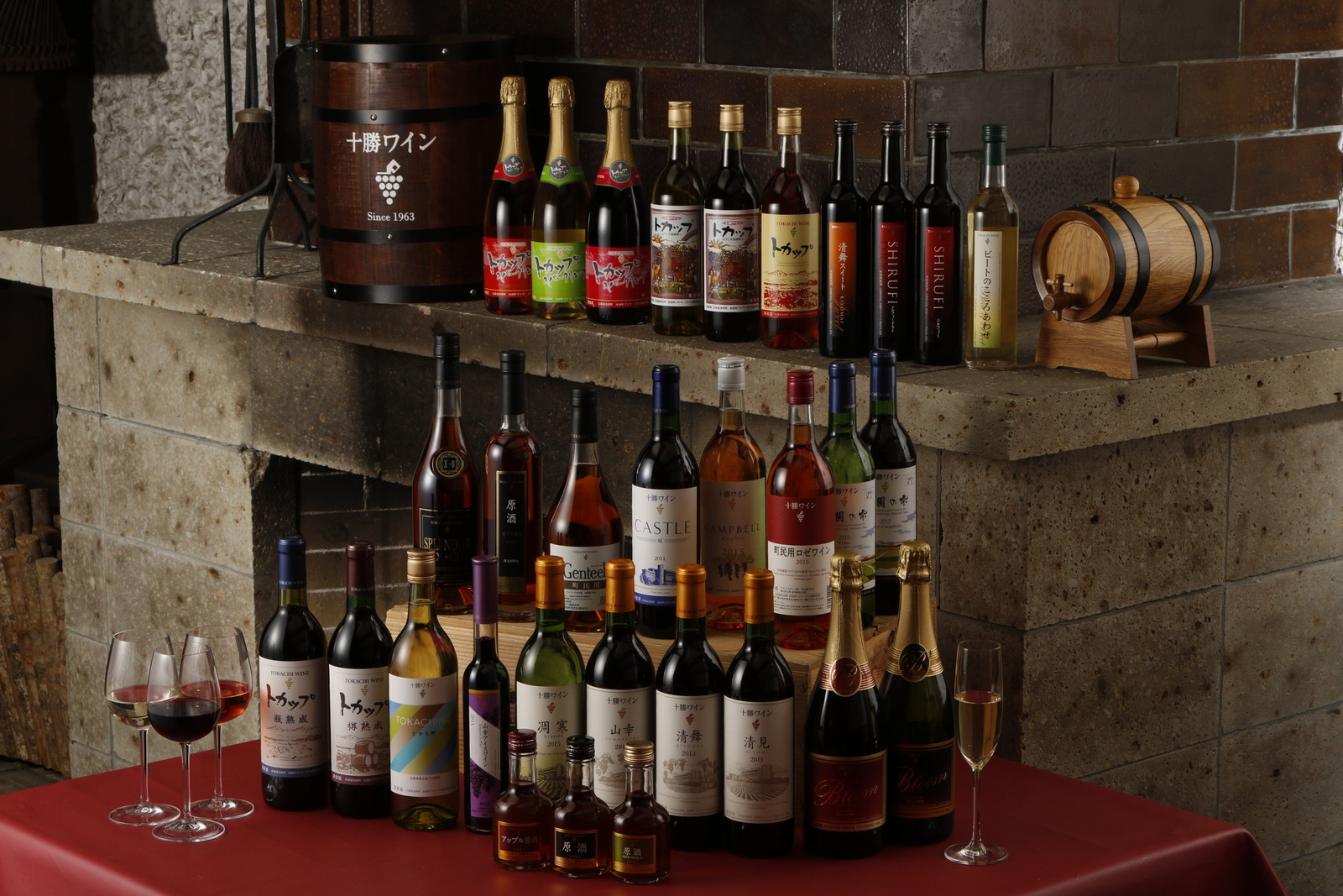 十勝ワインを知り尽くしたソムリエが選ぶ厳選の6本セット!