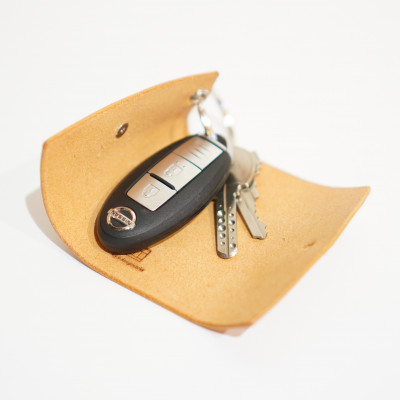 イタリアンオイルレザーのリングキーケース