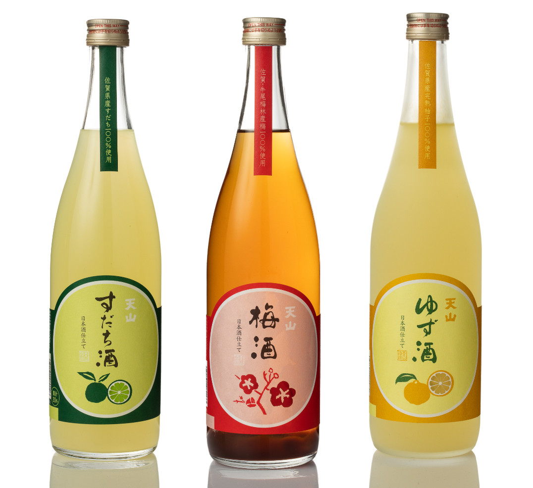 左:すだち酒、中央:梅酒、右:ゆず酒