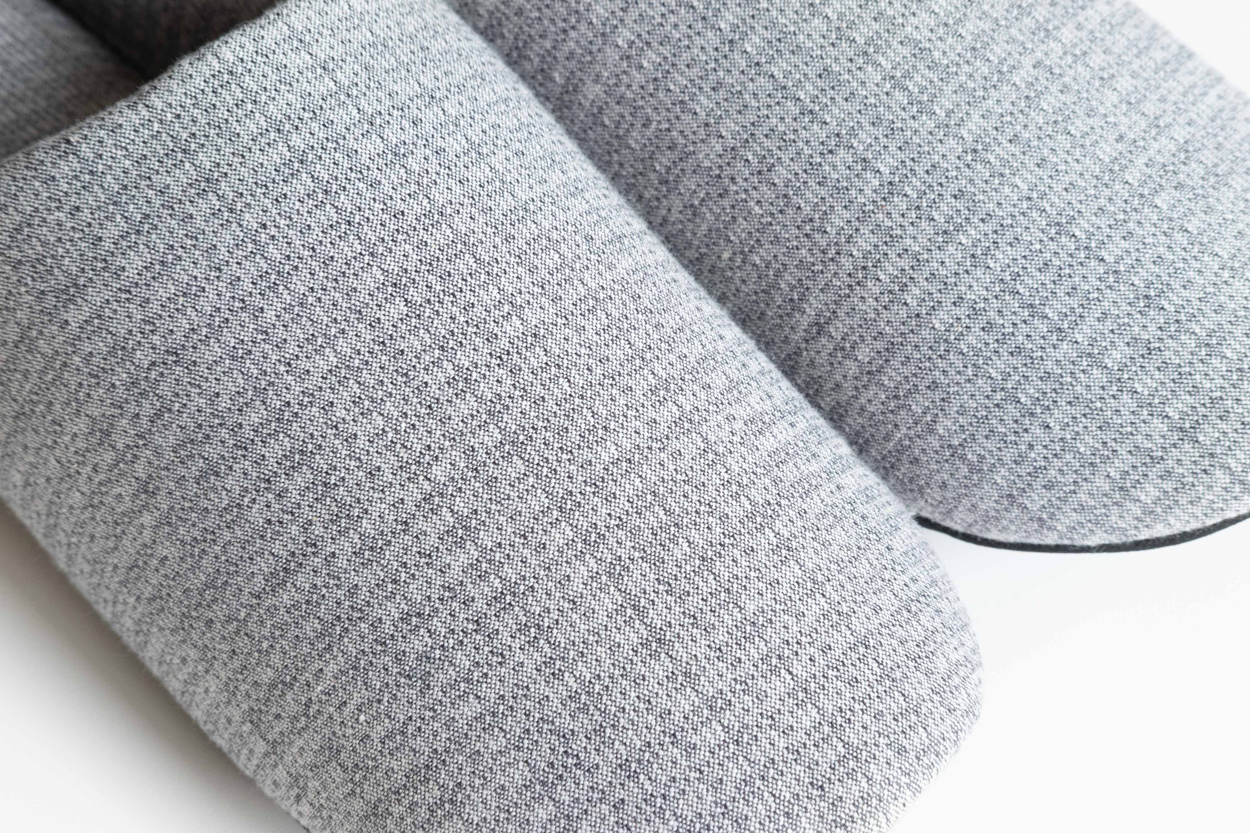 カラー:Bird Belly gray(グレー)