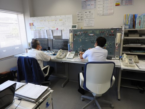 指令室見学